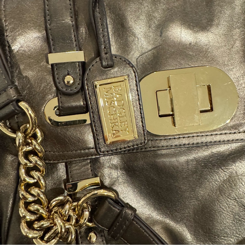Badgley Mischka Bronze Metallic Leather Bag - Picture 13 of 13